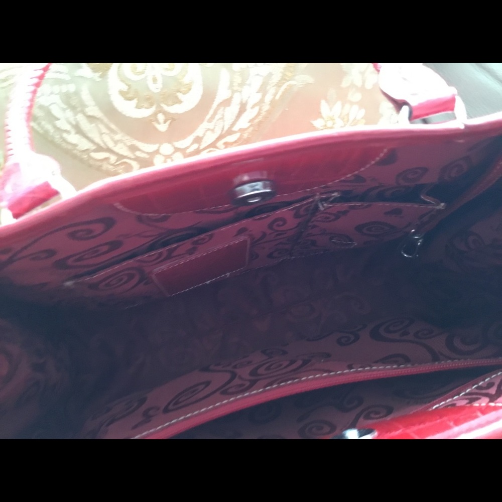 Brighton Purse - Picture 5 of 13